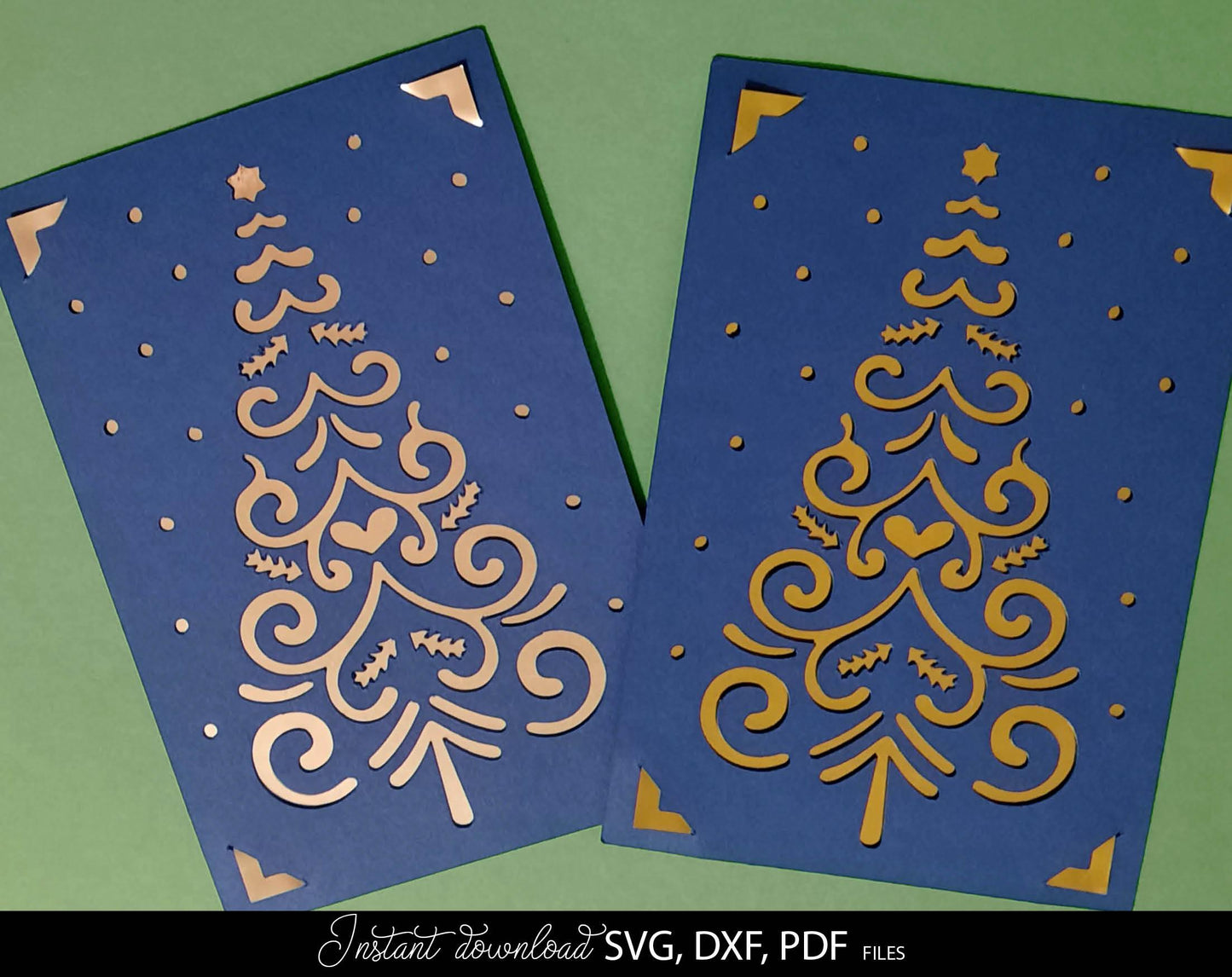 Weihnachtskarte im SVG, DXF, PDF-Format mit einem geschmückten Weihnachtsbaum, ideal für Cricut und Laserschneiden. Frohe Weihnachten auf der Karte.