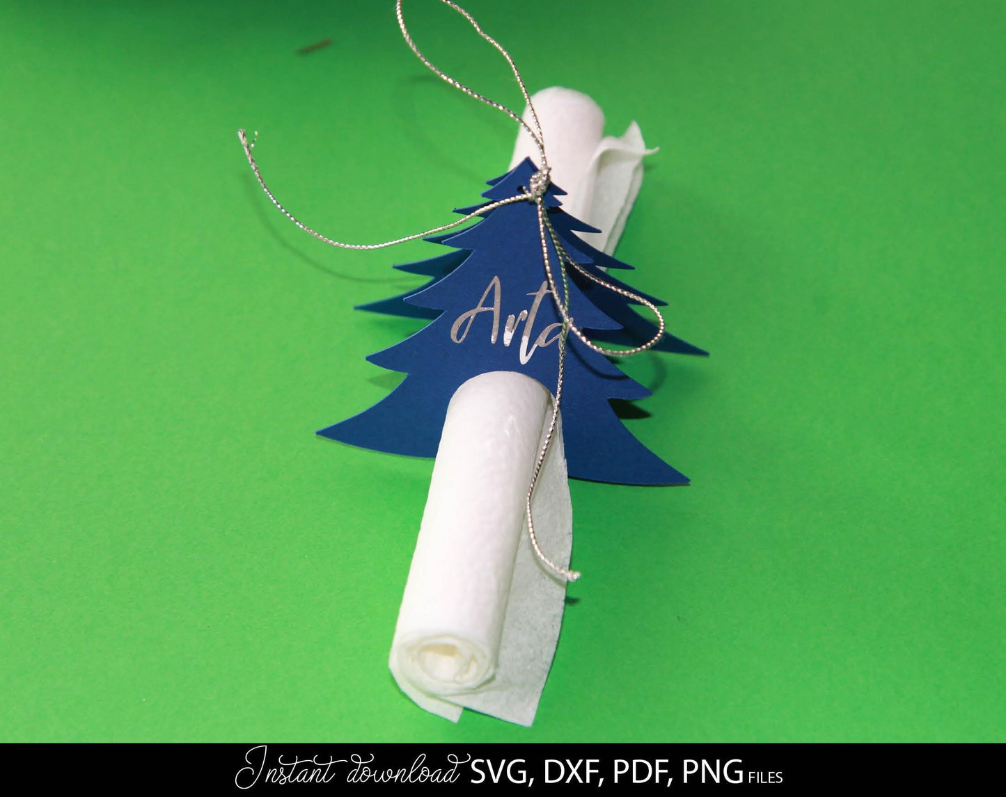 SVG- und DXF-Dateien eignen sich perfekt für Cricut-, Silhouette- und Laserschneidgeräte. Mit diesem Design lassen sich elegante Serviettenhalter erstellen, die Ihre Weihnachtstafel dekorieren und eine festliche Stimmung verbreiten.